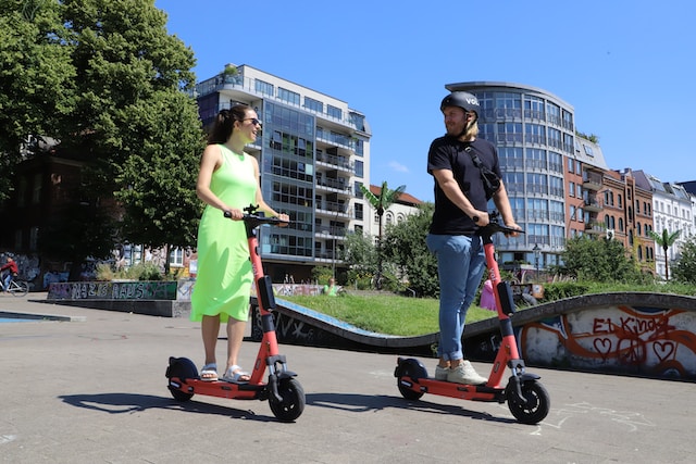 Bikes and e-scooters pumping billions into the economy